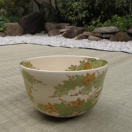 Thin tea bowl